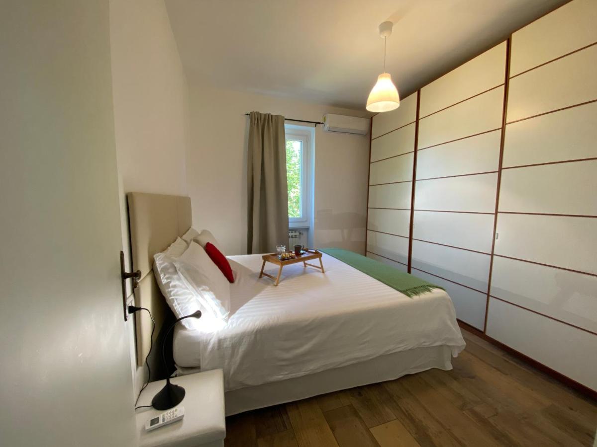 Casa Carolina: King Size Bed Across From Golden Beach Desenzano del Garda Zewnętrze zdjęcie